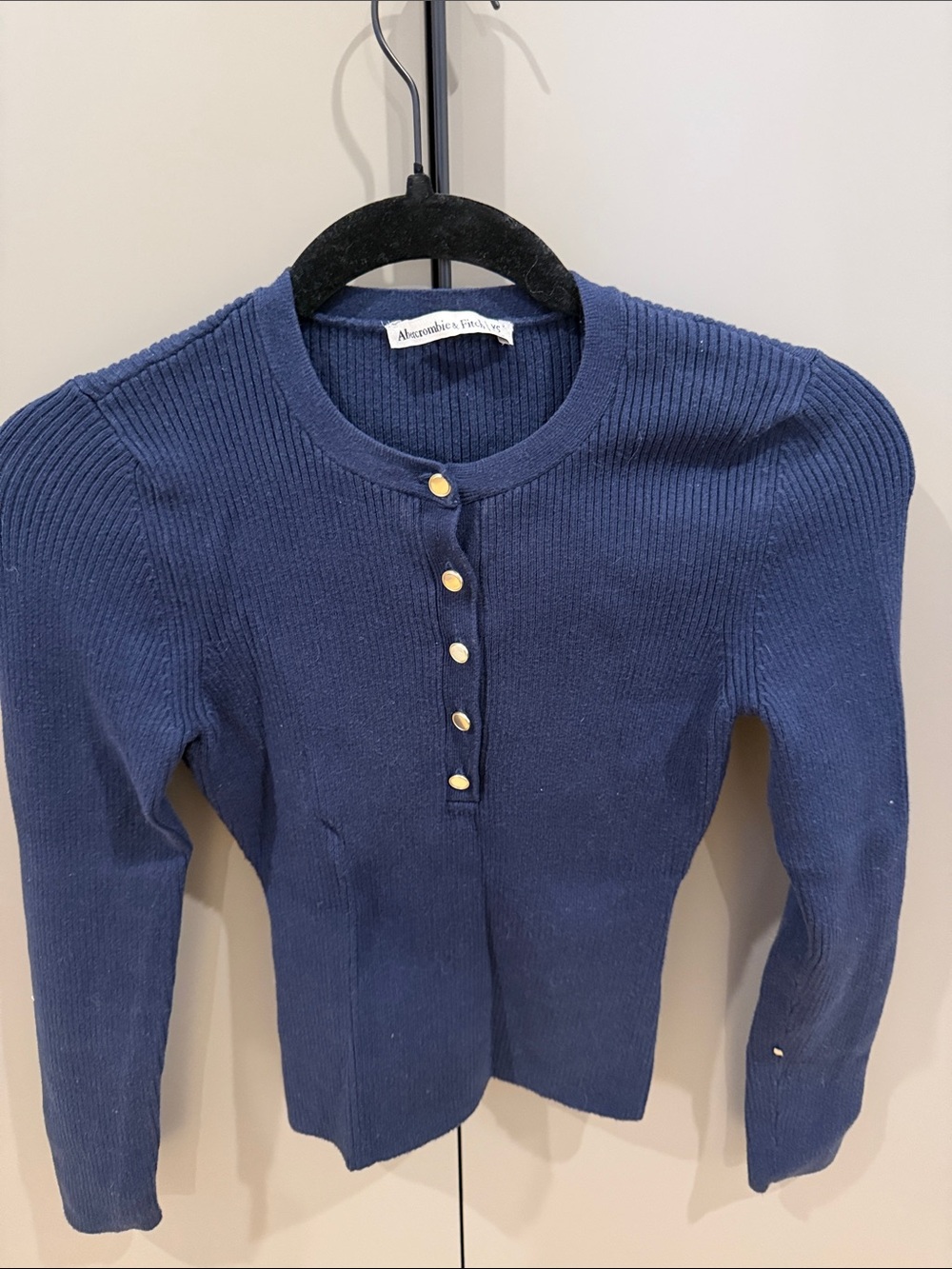 Abercrombie & Fitch Navy Ribbed Button-Front Long-Sleeve Sweater